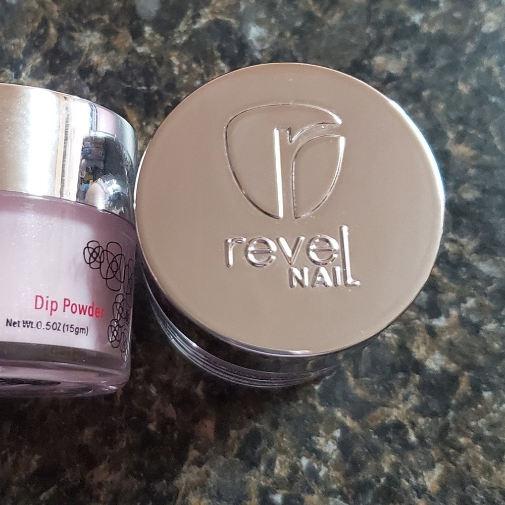Revel dipping powder .5 oz